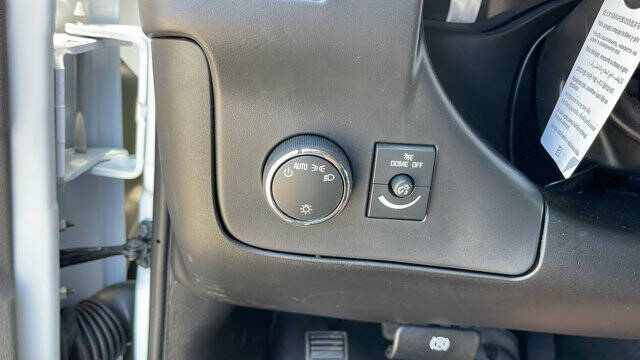 2025 Chevrolet Express 2500