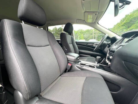 2018 Nissan Pathfinder S