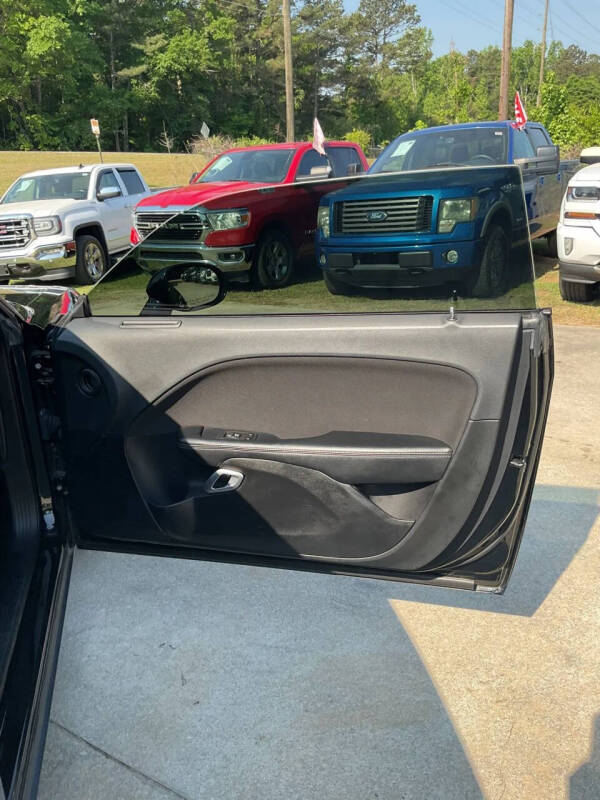 2021 Dodge Challenger SXT