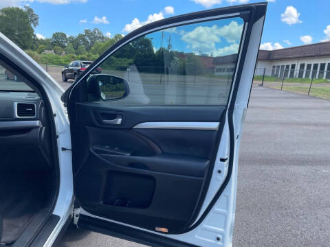 2018 Toyota Highlander SE