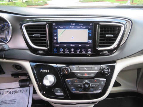 2020 Chrysler Pacifica Touring L Plus