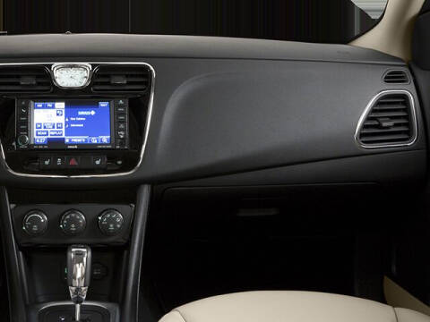 2014 Chrysler 200 Limited