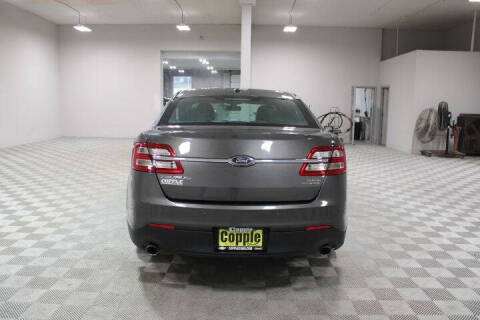 2018 Ford Taurus SEL