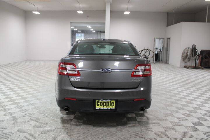 2018 Ford Taurus SEL