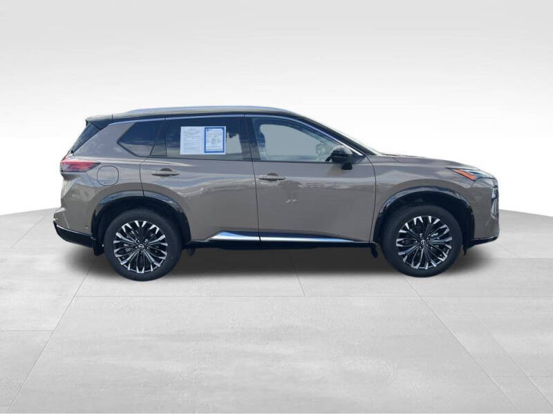 2024 Nissan Rogue Platinum