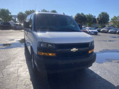 2019 Chevrolet Express 2500