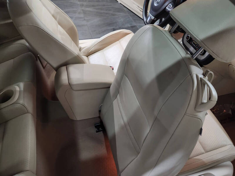 2012 Volkswagen Eos Komfort SULEV