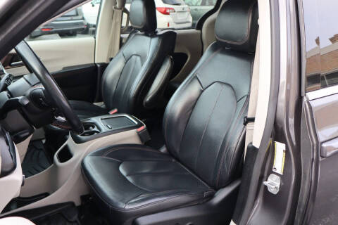 2019 Chrysler Pacifica Touring L Plus