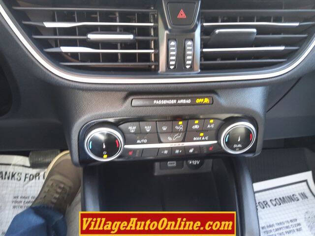 2022 Ford Escape SEL