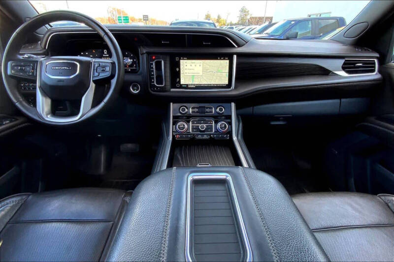 2023 GMC Yukon Denali