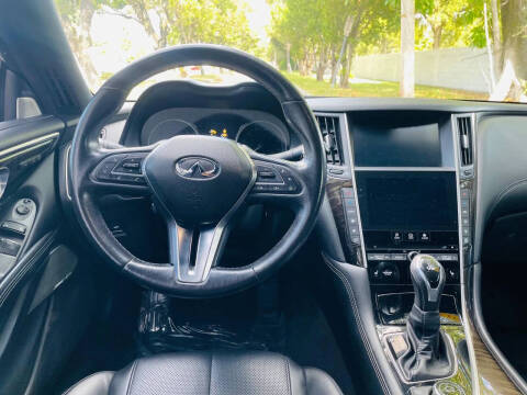 2017 Infiniti Q60 3.0T Premium