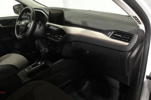 2022 Ford Escape Hybrid SE