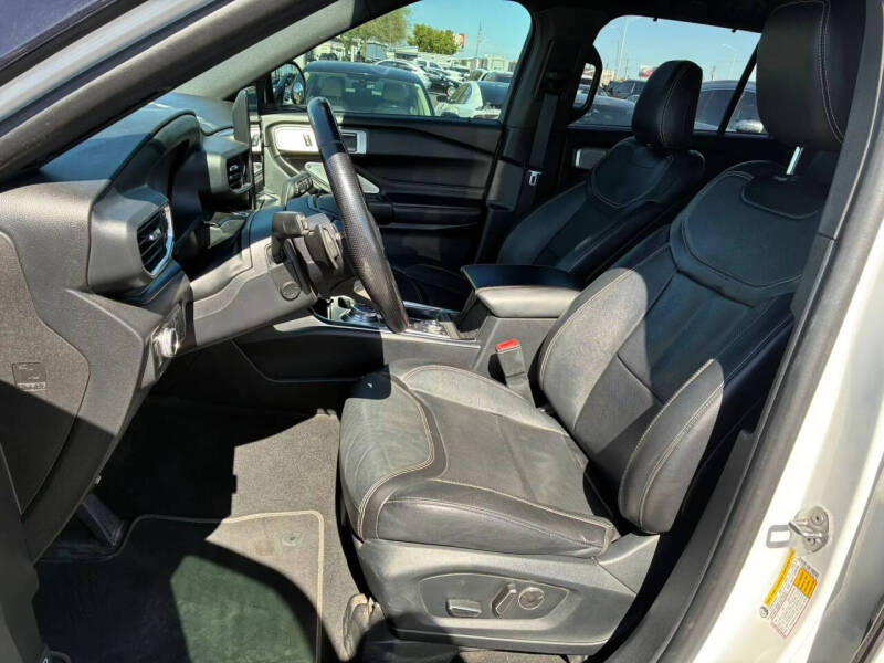 2020 Ford Explorer ST