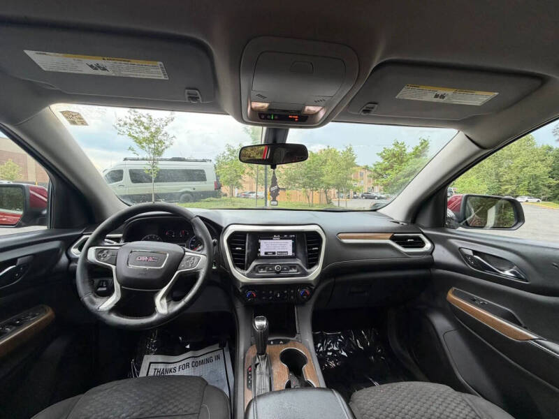 2017 GMC Acadia SLE-1