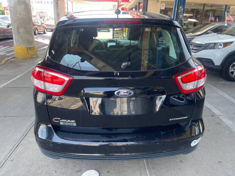 2017 Ford C-MAX Energi Titanium