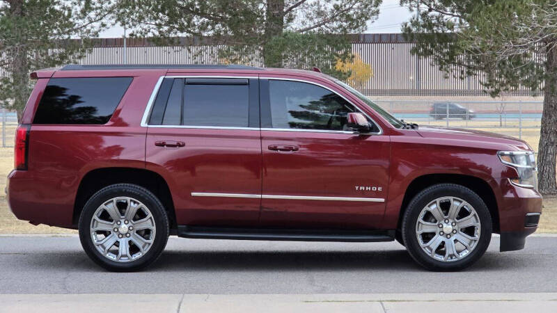 2017 Chevrolet Tahoe LS photo 5