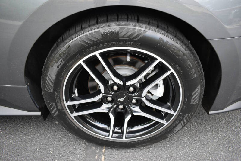 2022 Ford Mustang EcoBoost Premium