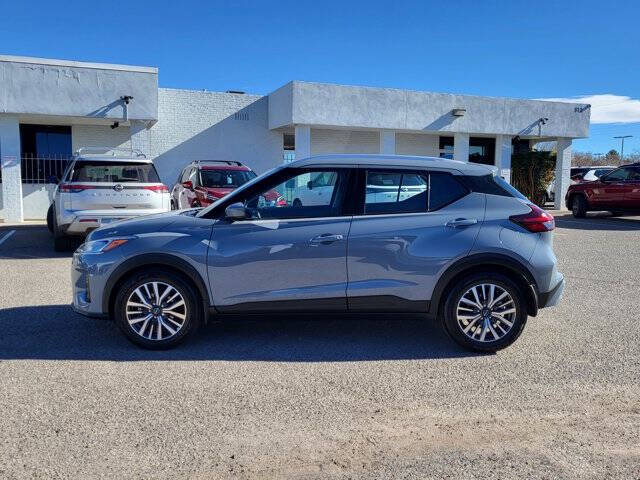 2022 Nissan Kicks SV