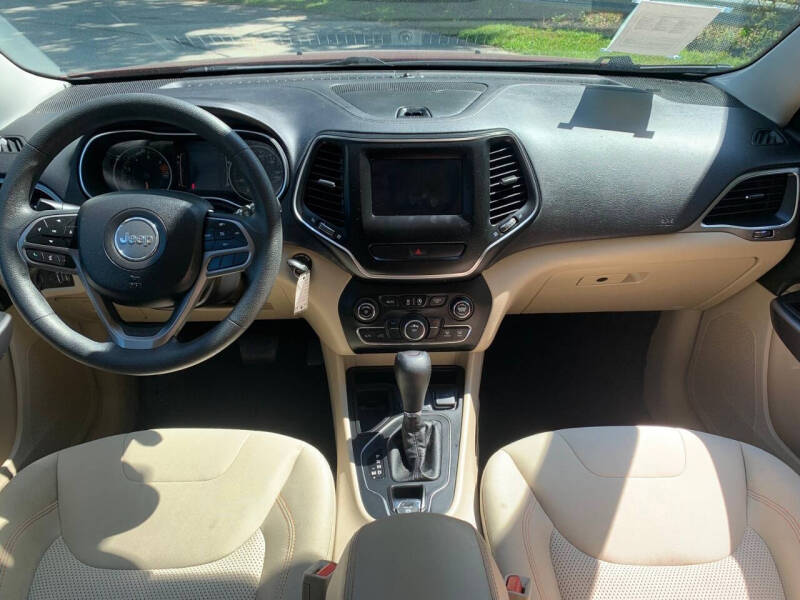 2019 Jeep Cherokee Latitude