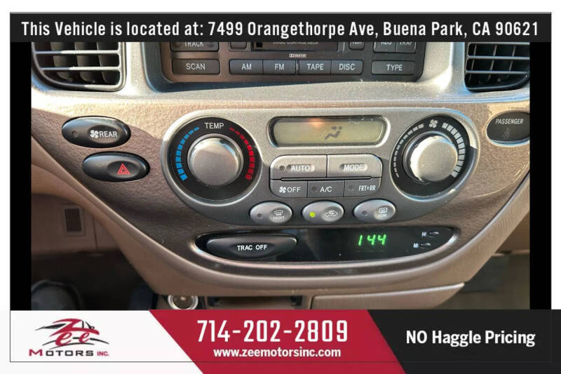 2004 Toyota Sequoia Limited