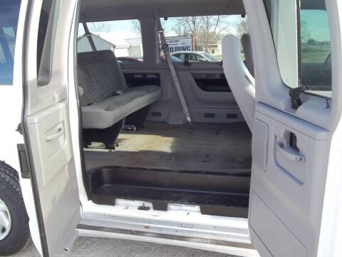 1999 Ford E-350 XL SD