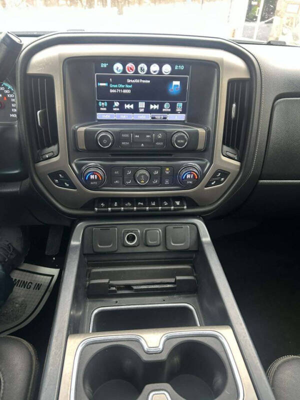 2017 GMC Sierra 3500HD Denali