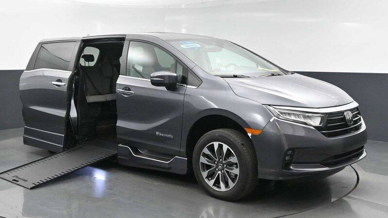 2024 Honda Odyssey for sale at A&J Mobility in Valders WI