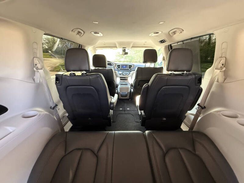 2018 Chrysler Pacifica Touring L