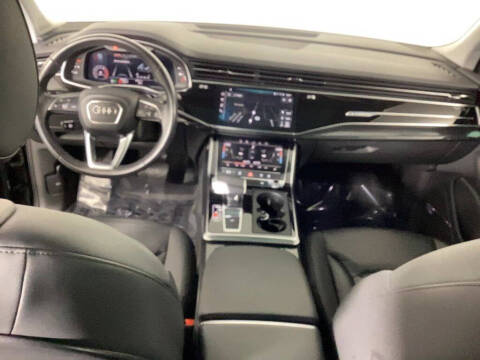 2020 Audi Q7 quattro Premium Plus 55 TFSI