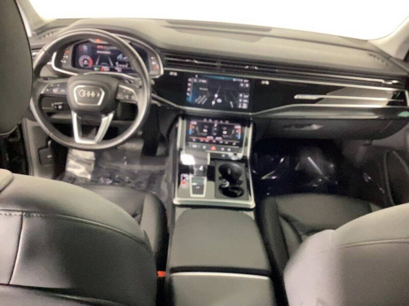 2020 Audi Q7 quattro Premium Plus 55 TFSI