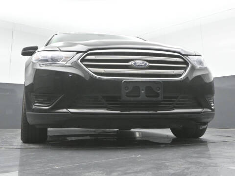 2019 Ford Taurus SE