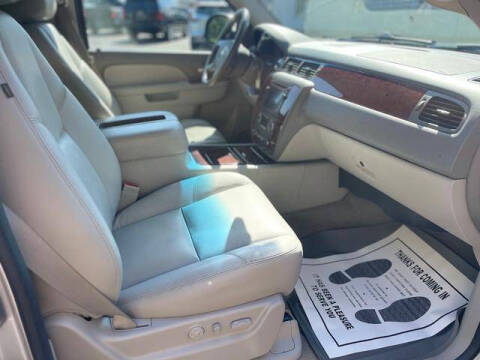 2011 Chevrolet Avalanche LTZ