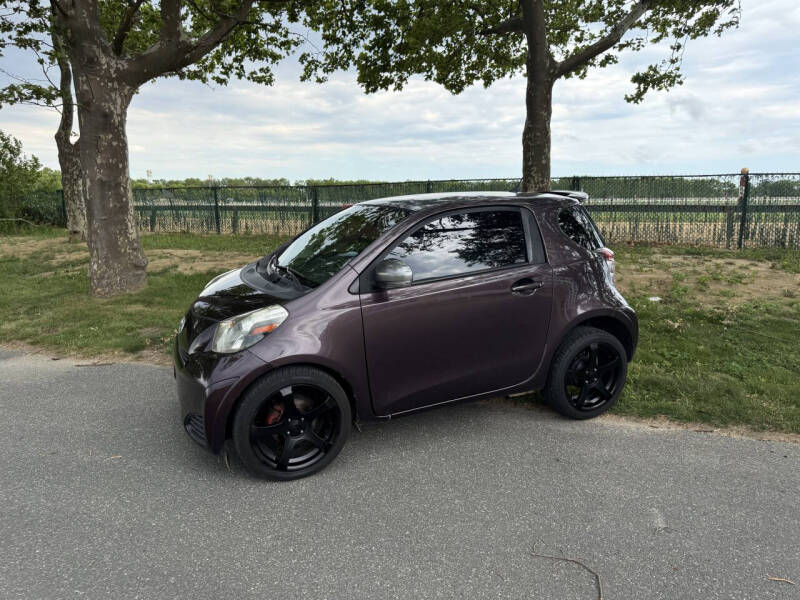 2014 Scion iQ