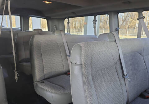 2015 GMC Savana LS 3500