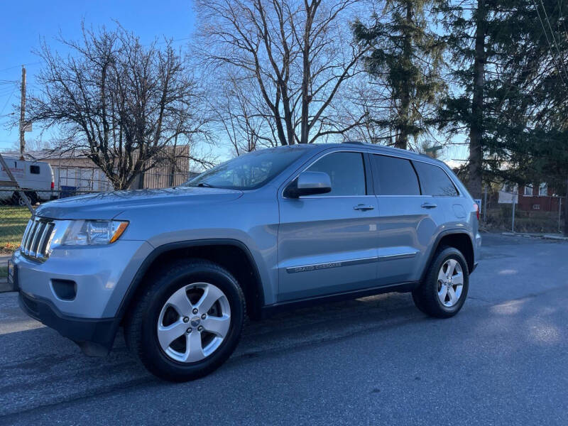 2013 Jeep Grand Cherokee Laredo photo 9