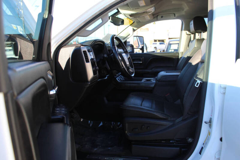 2016 GMC Sierra 2500HD Denali