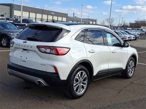 2022 Ford Escape SEL