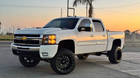 2011 Chevrolet Silverado 1500 for sale at BARMAN AUTO INC in Bakersfield CA