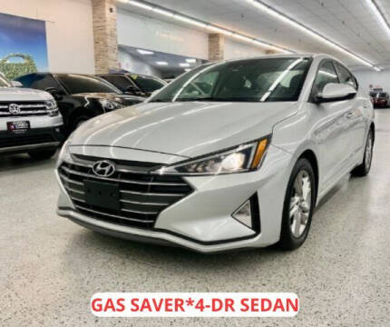 2020 Hyundai Elantra for sale at Dixie Imports in Fairfield OH
