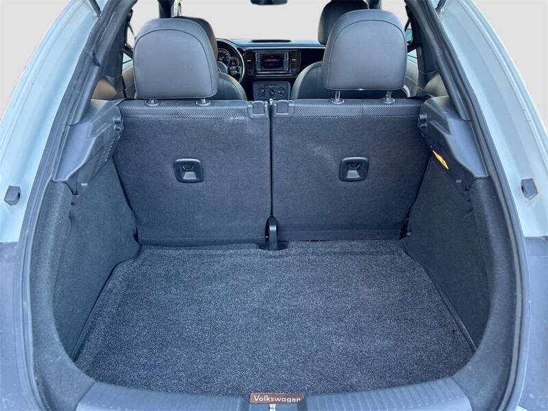 2018 Volkswagen Beetle 2.0T S