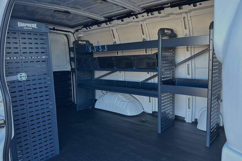 2023 GMC Savana 2500