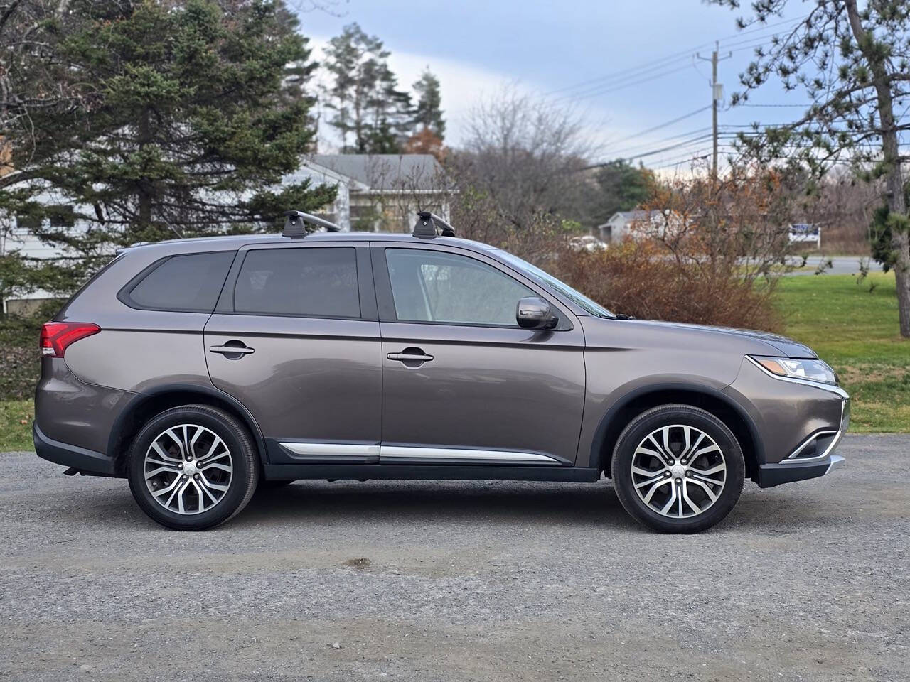 2016 Mitsubishi Outlander for sale at Town Auto Inc in Clifton Park, NY