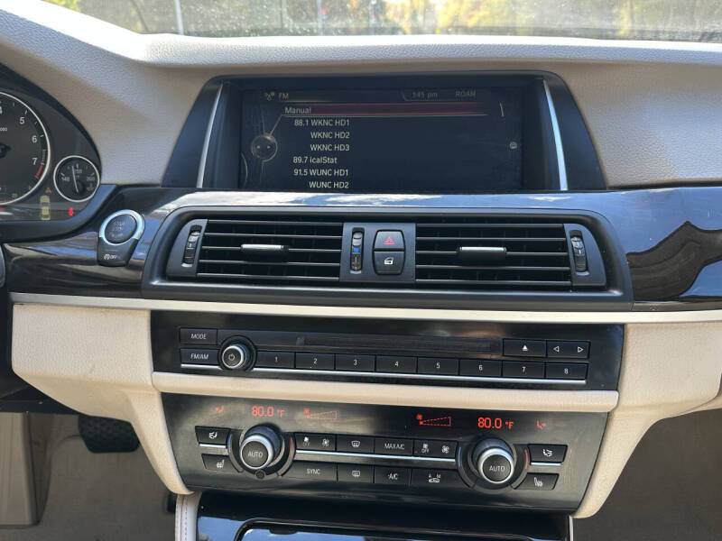 2014 BMW 5 Series 528i