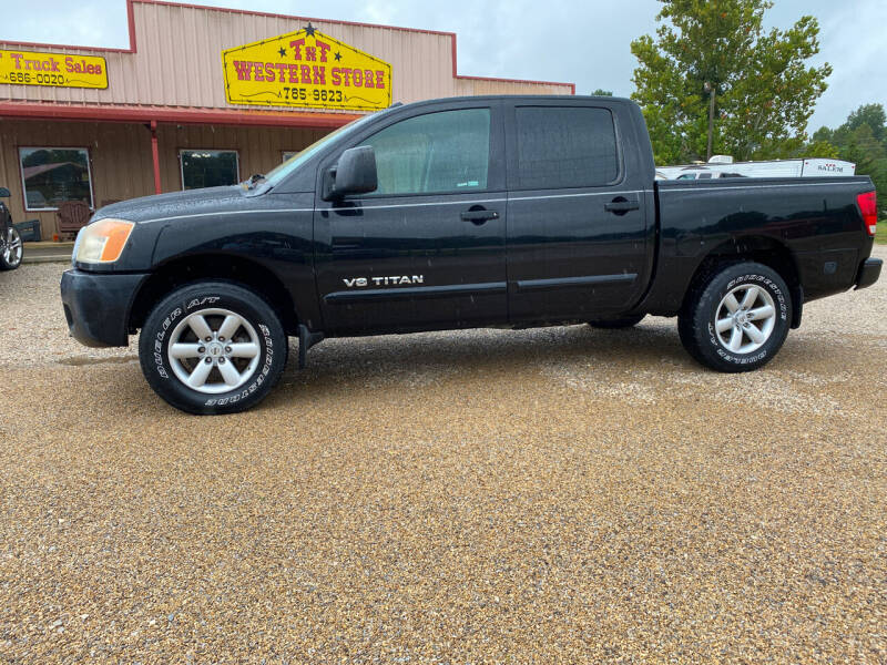 2010 Nissan Titan for sale at TNT Truck Sales in Poplar Bluff MO