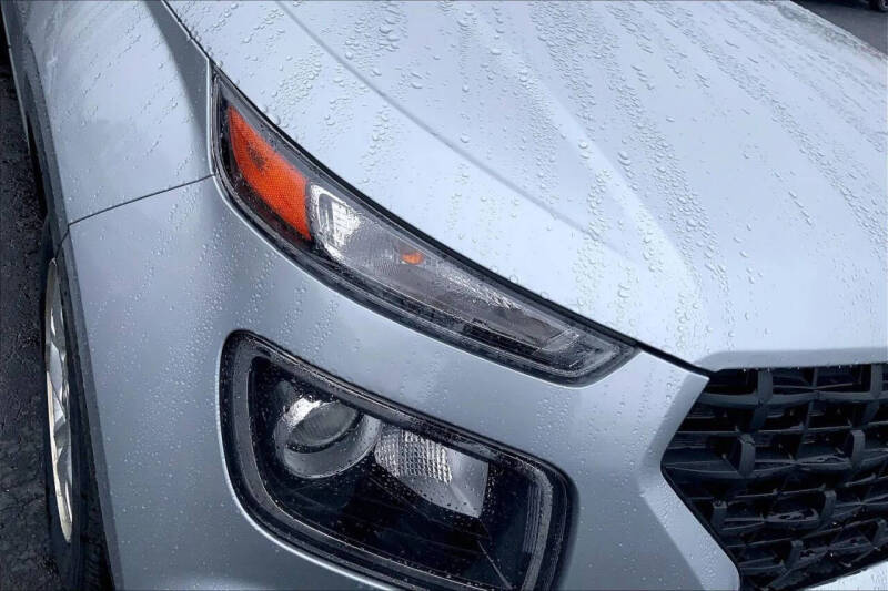 2023 Hyundai Venue SE