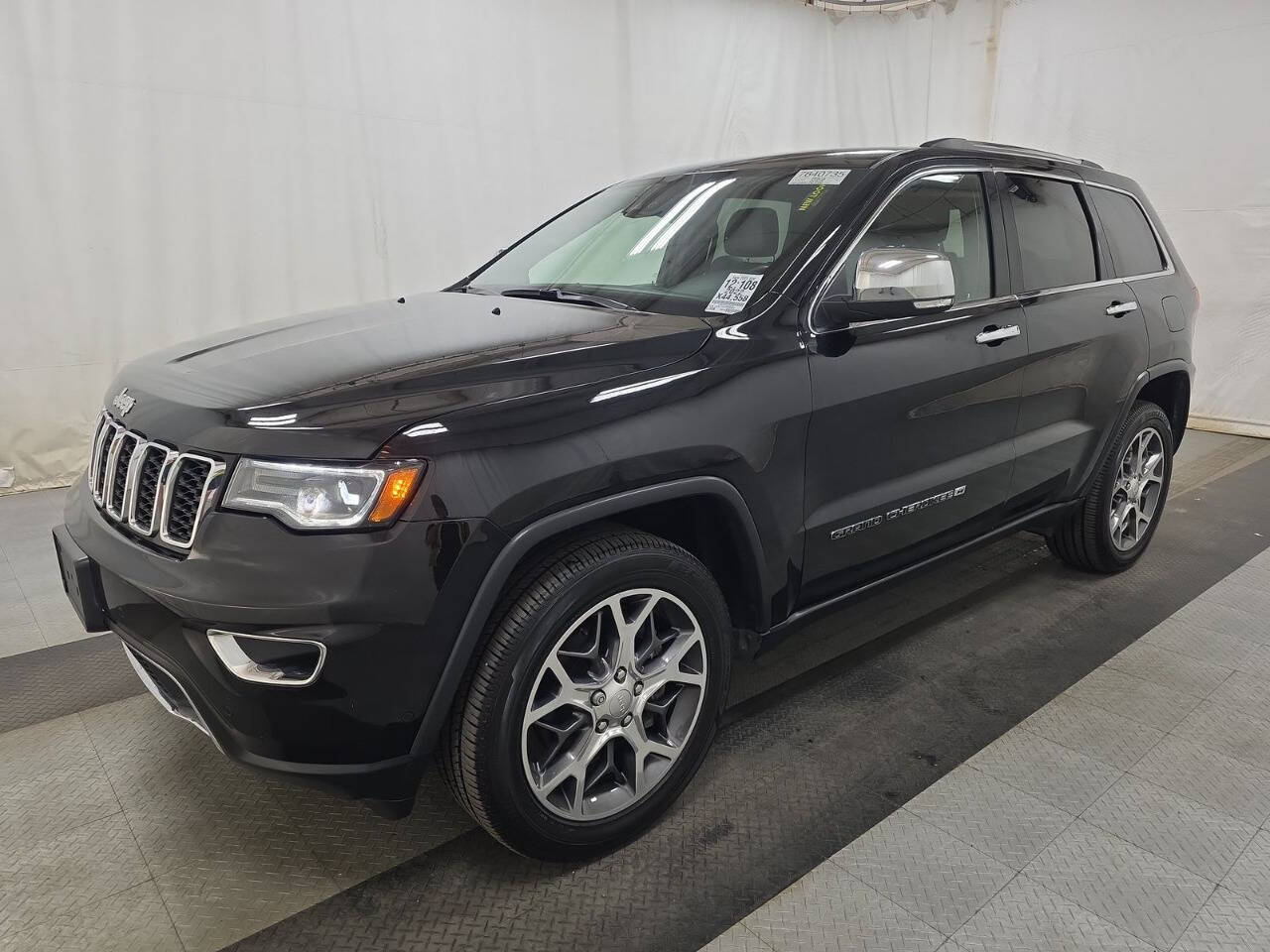 2022 Jeep Grand Cherokee WK Limited 4x4 4dr SUV's photo
