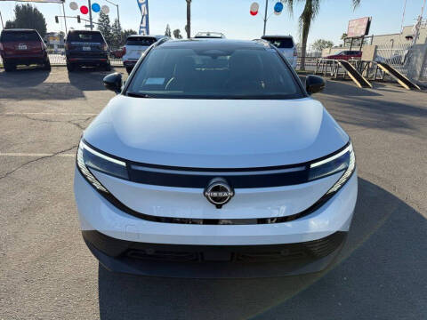 2026 Nissan LEAF Platinum+