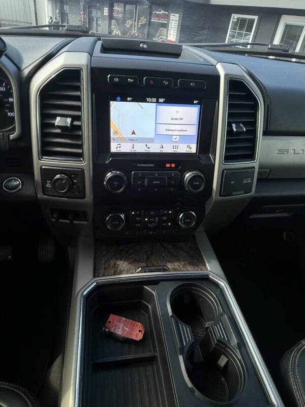 2019 Ford F-250 Super Duty Lariat