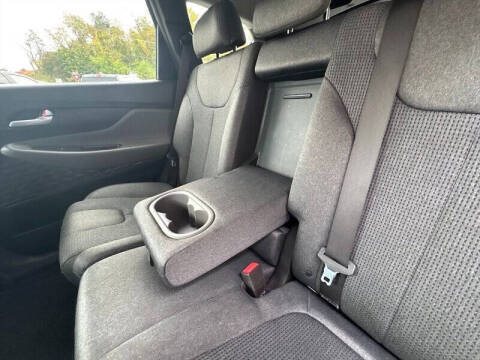 2019 Hyundai Santa Fe SE 2.4L