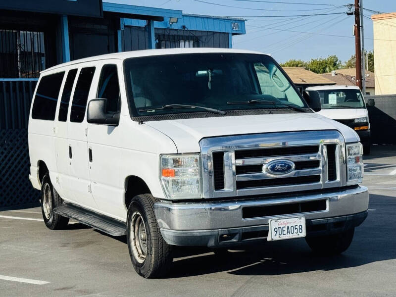 2014 Ford E-Series E-150 XLT